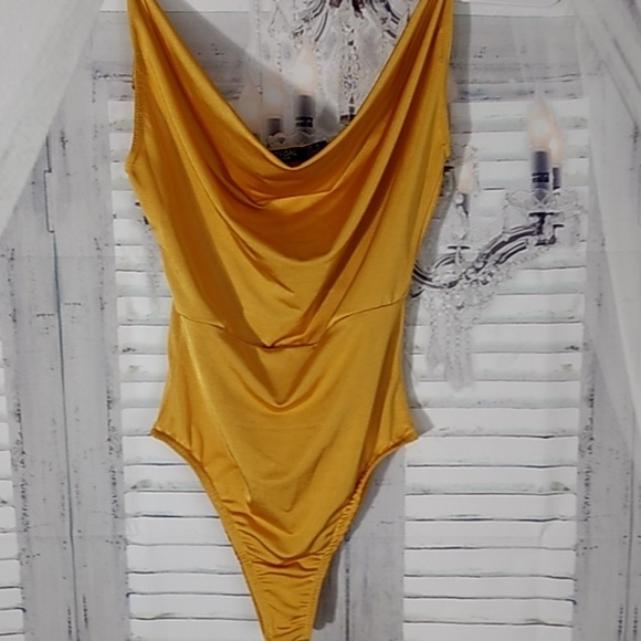 Nasty Gal Cowl Neck Bodysuit Size 0 - Picture 3 of 8